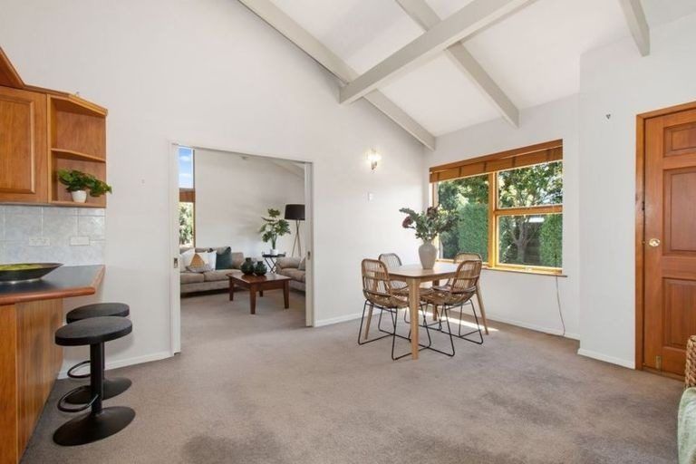 Photo of property in 22 Sarabande Avenue, Redwood, Christchurch, 8051