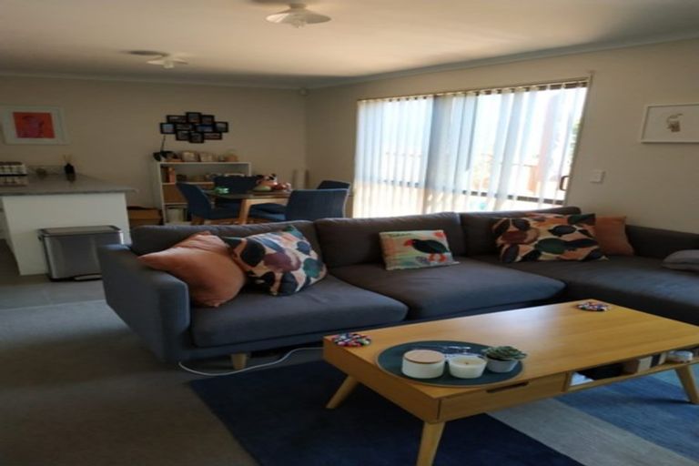 Photo of property in 146a Glengarry Road, Glen Eden, Auckland, 0602