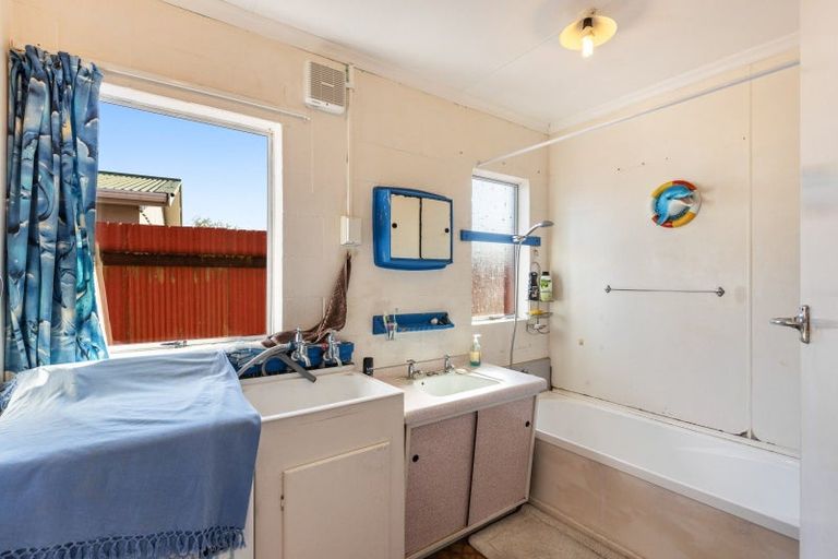 Photo of property in 242c Huatoki Street, Upper Vogeltown, New Plymouth, 4310