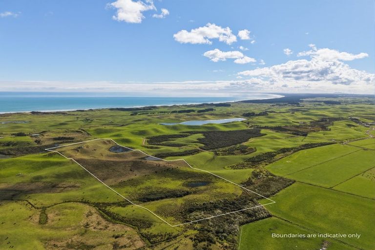 Photo of property in 931b Sandhills Road, Ahipara, 0483
