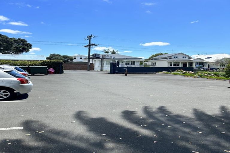 Photo of property in 14/73 Princes Street, Northcote Point, Auckland, 0627