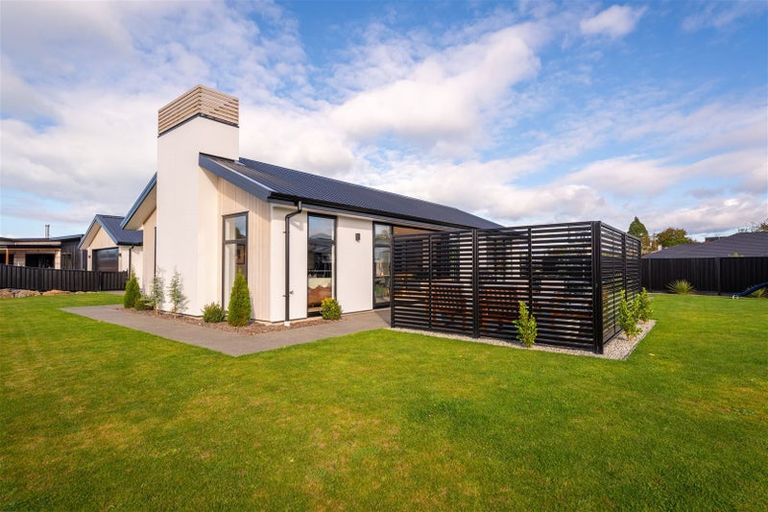 Photo of property in 43 Meadowstone Street, Gleniti, Timaru, 7910