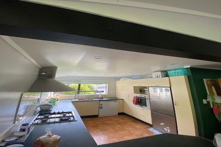 Photo of property in 14 Cullen Place, Tawa, Wellington, 5028