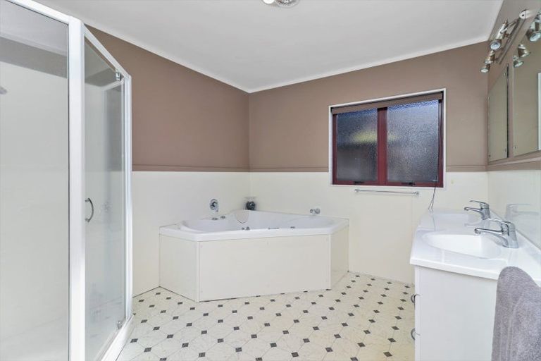 Photo of property in 118 Coronation Road, Morrinsville, 3300