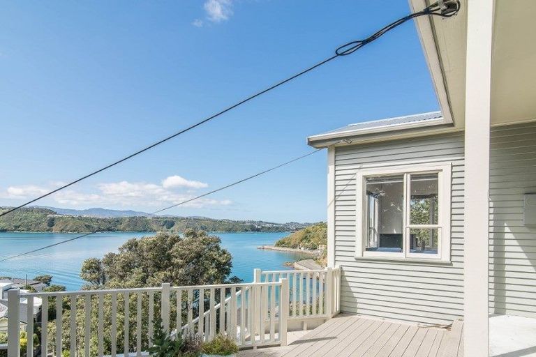 Photo of property in 66 Maida Vale Road, Roseneath, Wellington, 6011