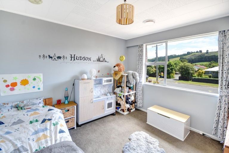 Photo of property in 27 Lynas Street, Outram, 9019