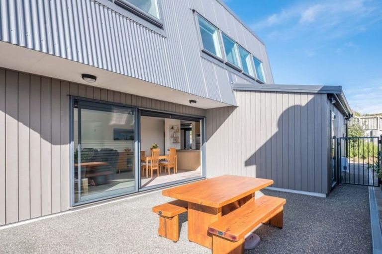 Photo of property in 11 Lacebark Lane, Woodridge, Wellington, 6037