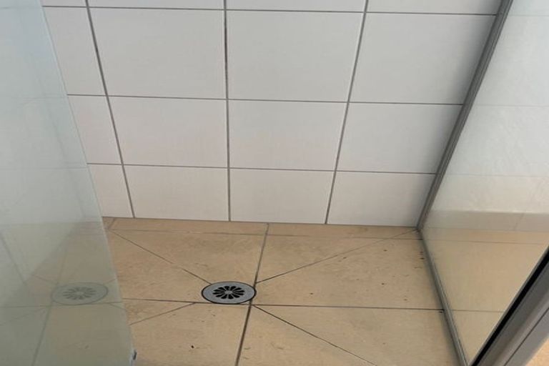 Photo of property in 41 Breaker Grove, Waiuku, 2123