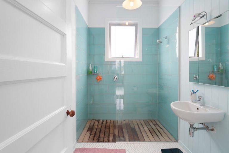 Photo of property in 124 Fox Street, Whataupoko, Gisborne, 4010