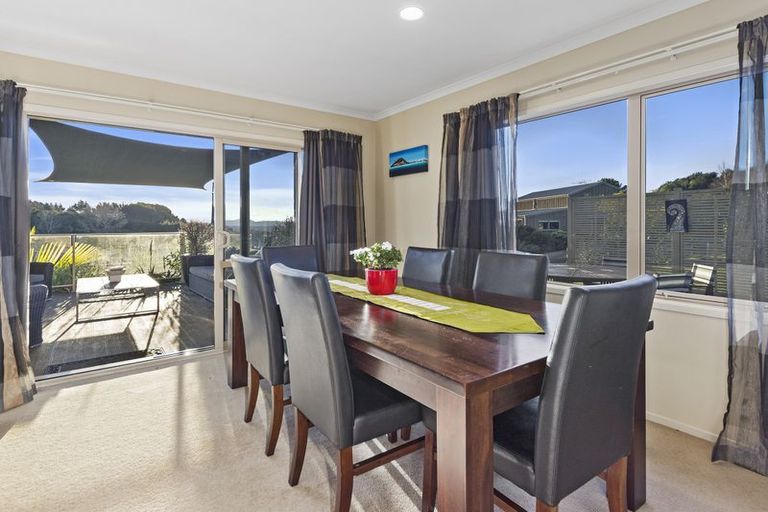 Photo of property in 8 Roger Guy Place, Welcome Bay, Tauranga, 3175