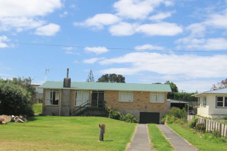 Photo of property in 23 Hillview Road, Waihi Beach, 3611