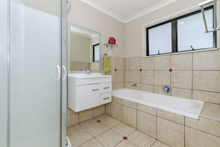 Photo of property in 56 Opaheke Road, Opaheke, Papakura, 2113