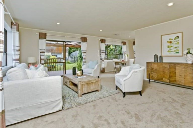 Photo of property in 1/207 Manuka Road, Bayview, Auckland, 0629