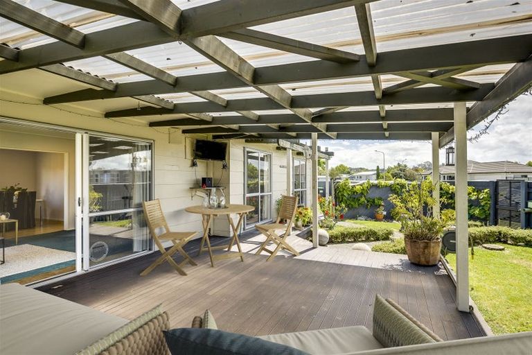 Photo of property in 1 Norfolk Street, Tamatea, Napier, 4112