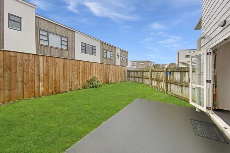 Photo of property in 3/8 Waldie Grove, Avalon, Lower Hutt, 5011