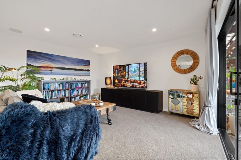 Photo of property in 7 Taemai Place, Okura Bush, Albany, 0794