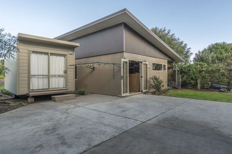 Photo of property in 8 Roger Guy Place, Welcome Bay, Tauranga, 3175