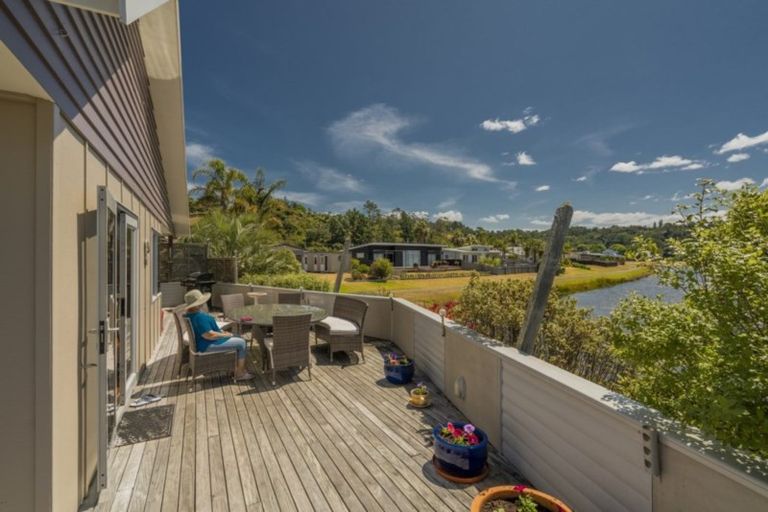 Photo of property in 36 Motukorure Parade, Cooks Beach, Whitianga, 3591