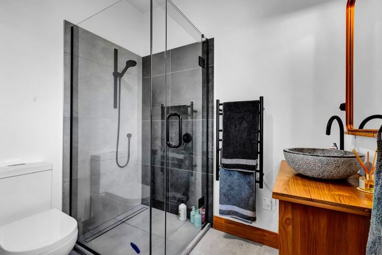 Photo of property in 37 Ballance Street, Lower Vogeltown, New Plymouth, 4310