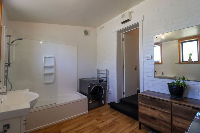 Photo of property in 3 Bristol Street, Pareora, 7912