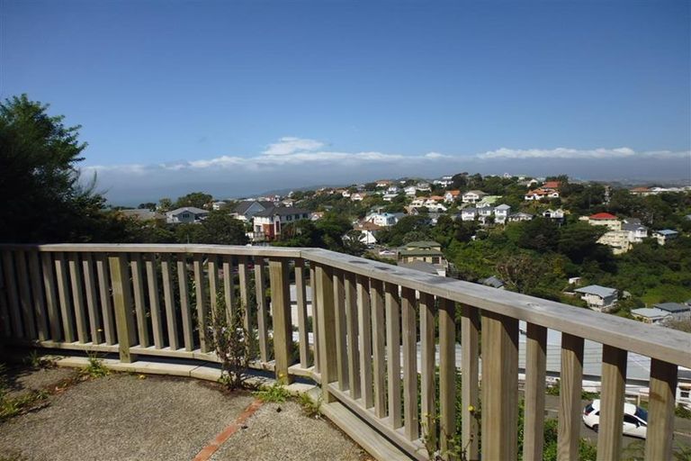 Photo of property in 1 Fairview Crescent, Kelburn, Wellington, 6012