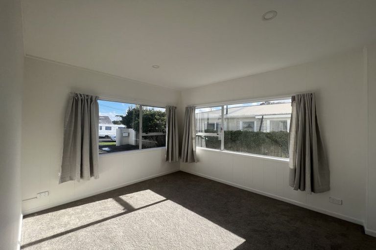 Photo of property in 20 Francis Road, Paraparaumu Beach, Paraparaumu, 5032
