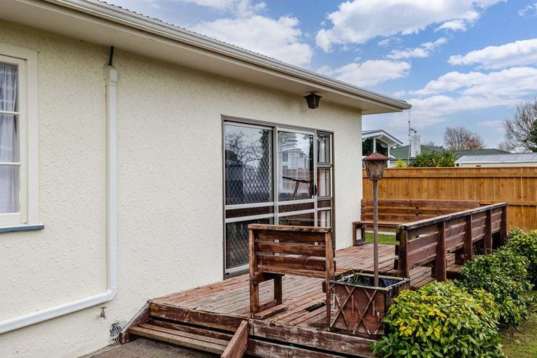 Photo of property in 5 Hartley Place, Awapuni, Palmerston North, 4412