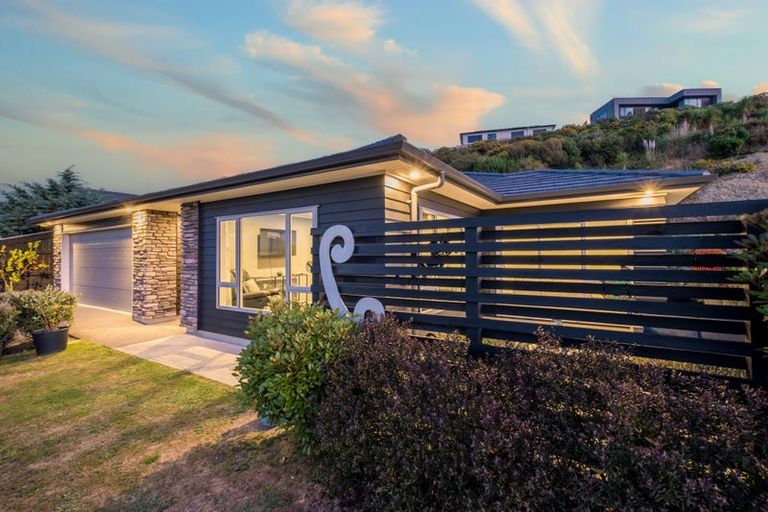 Photo of property in 34 Margaret Shields Avenue, Aotea, Porirua, 5024