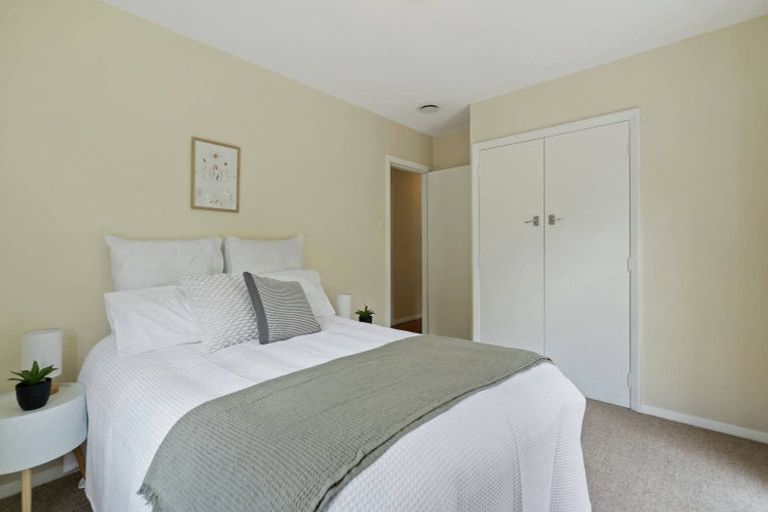 Photo of property in 546 Stokes Valley Road, Stokes Valley, Lower Hutt, 5019