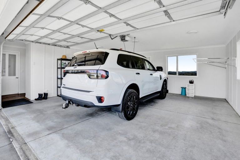 Photo of property in 32 Bird Road, Bird Road, Stratford, 4393