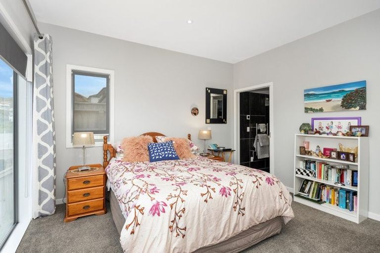 Photo of property in 172 Mclintock Street North, Johnsonville, Wellington, 6037