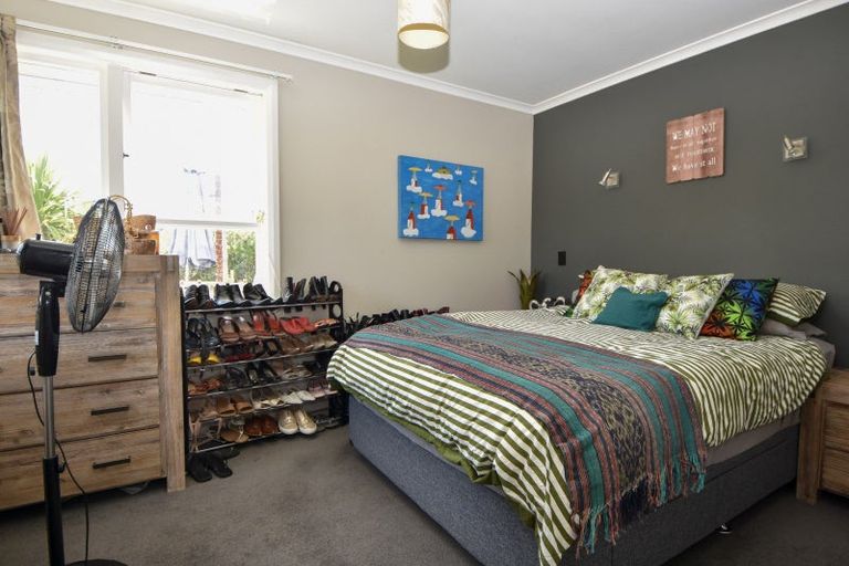 Photo of property in 22 Humphries Street, Greytown, 5712