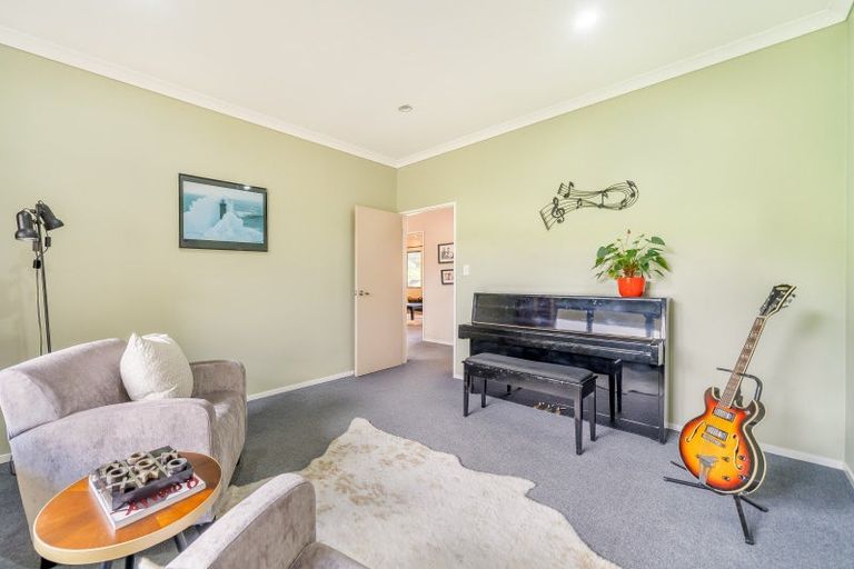 Photo of property in 43 Tvl Road, Blue Mountains, Upper Hutt, 5371