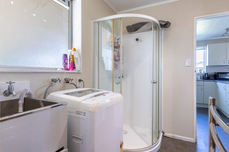 Photo of property in 8a Seddon Street, Dannevirke, 4930