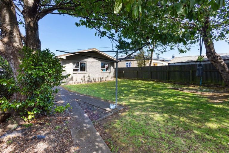 Photo of property in 8a Seddon Street, Dannevirke, 4930