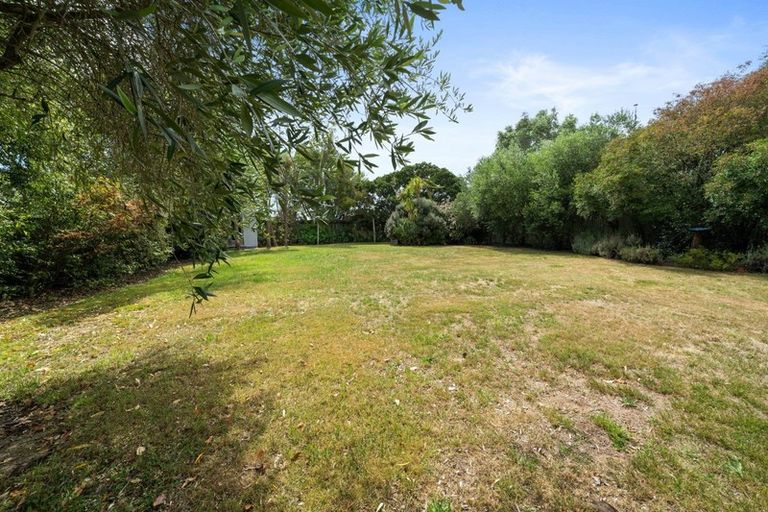 Photo of property in 35 Strasbourge Street, Martinborough, 5711