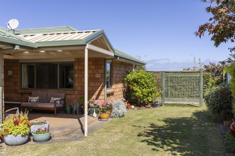 Photo of property in 8 Belvedere Grove, Rangatira Park, Taupo, 3330