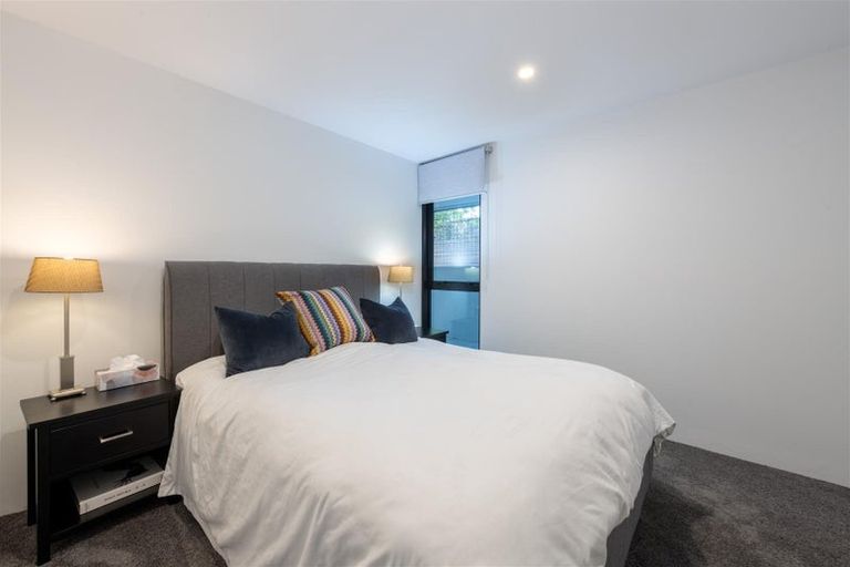 Photo of property in 314c Hurstmere Road, Takapuna, Auckland, 0622