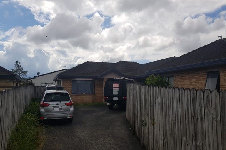 Photo of property in 3 Boderg Way, East Tamaki, Auckland, 2016