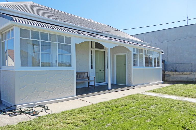 Photo of property in 15 Usk Street, Oamaru, 9400
