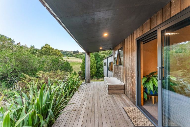 Photo of property in 164 Surrey Hill Road, Kaitake, New Plymouth, 4374