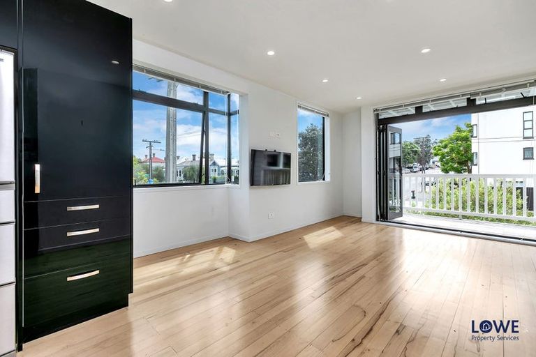 Photo of property in 3/10 Rose Road, Grey Lynn, Auckland, 1021