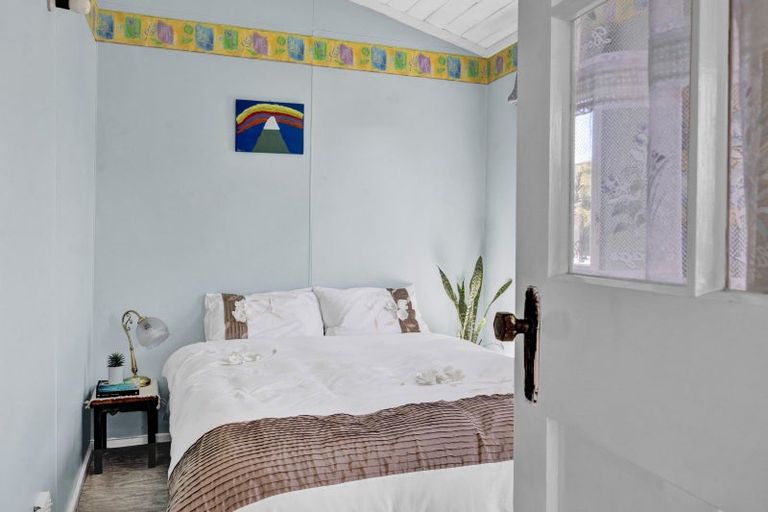 Photo of property in 13 Portia Street, Stratford, 4332