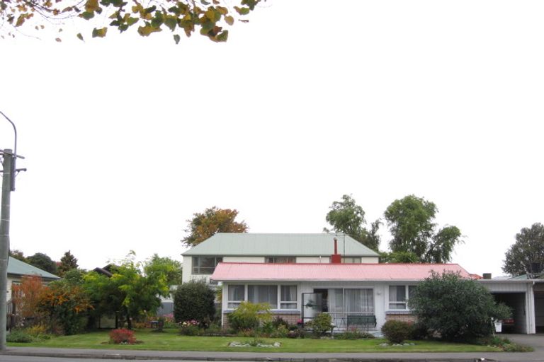 Photo of property in 565 Cranford Street, Papanui, Christchurch, 8052