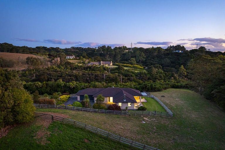 Photo of property in 208 Glenmore Road, Coatesville, Albany, 0793