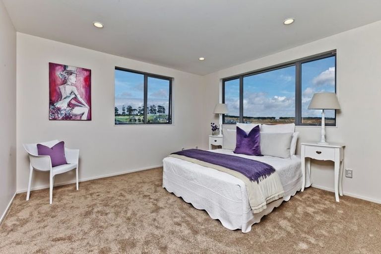 Photo of property in 14 Kaipuke Crescent, Gulf Harbour, Whangaparaoa, 0930