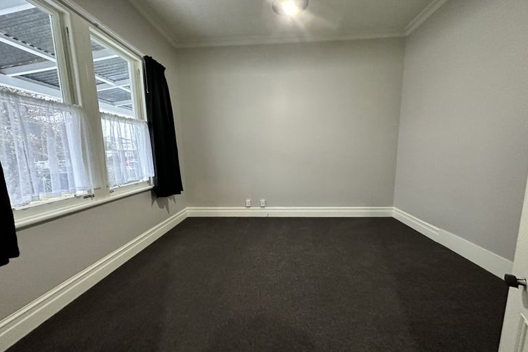 Photo of property in 17 Caius Avenue, Gonville, Whanganui, 4501