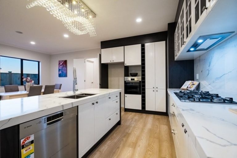 Photo of property in 30 Beltany Drive, Flat Bush, Auckland, 2019