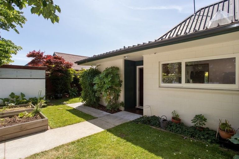 Photo of property in 28 Rutherglen Avenue, Ilam, Christchurch, 8041