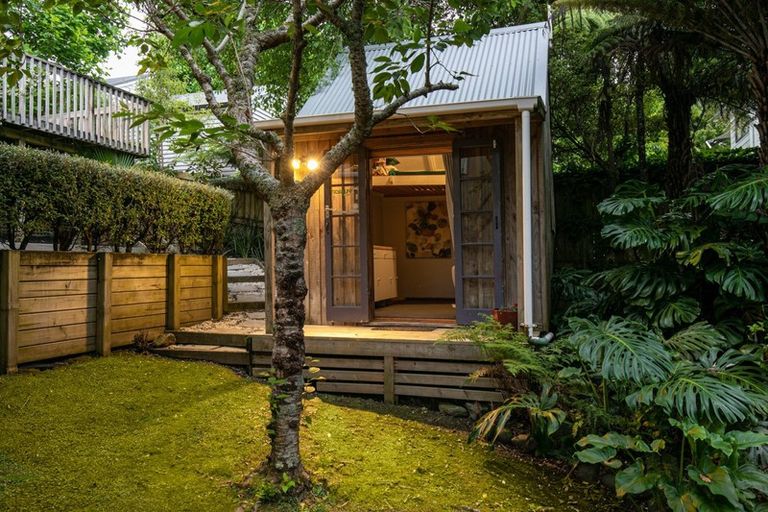 Photo of property in 7 Tipau Street, Torbay, Auckland, 0630